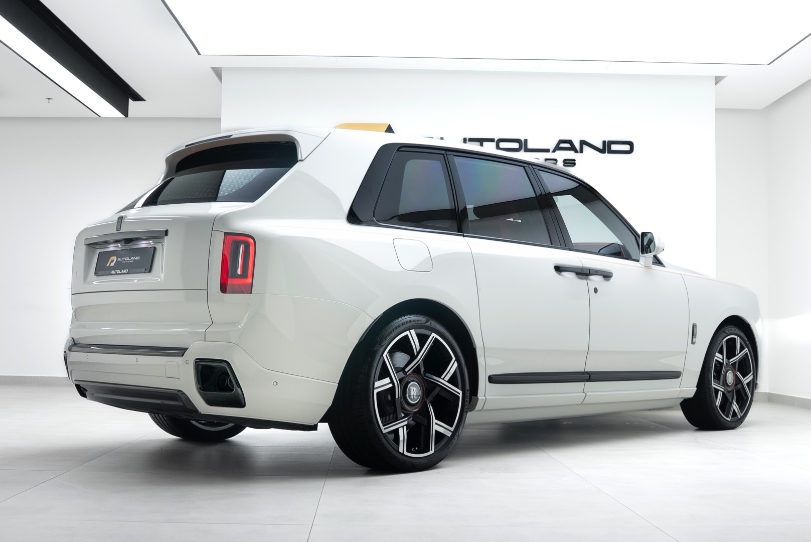 2026 ROLLS ROYCE CULLINAN BLACK BADGE GCC | DEALER WARRANTY & SERVICES